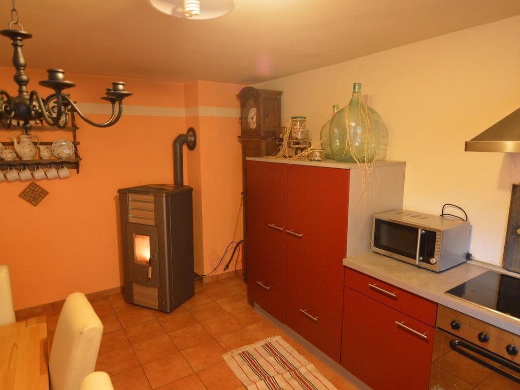 Charming Holiday Home In Neumagen Dhron 外观 照片